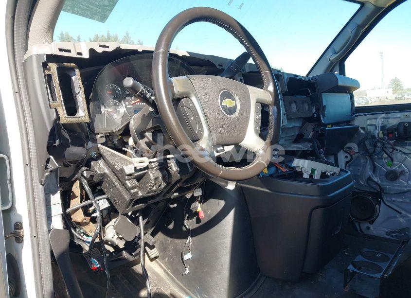 Photo 16 of 2015 Chevrolet Express 2500 WORK VAN (VIN 1GCWGFCF6F1159696)