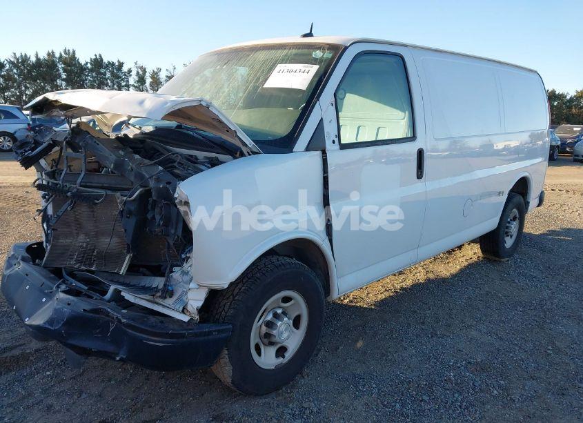 Photo 2 of 2015 Chevrolet Express 2500 WORK VAN (VIN 1GCWGFCF6F1159696)
