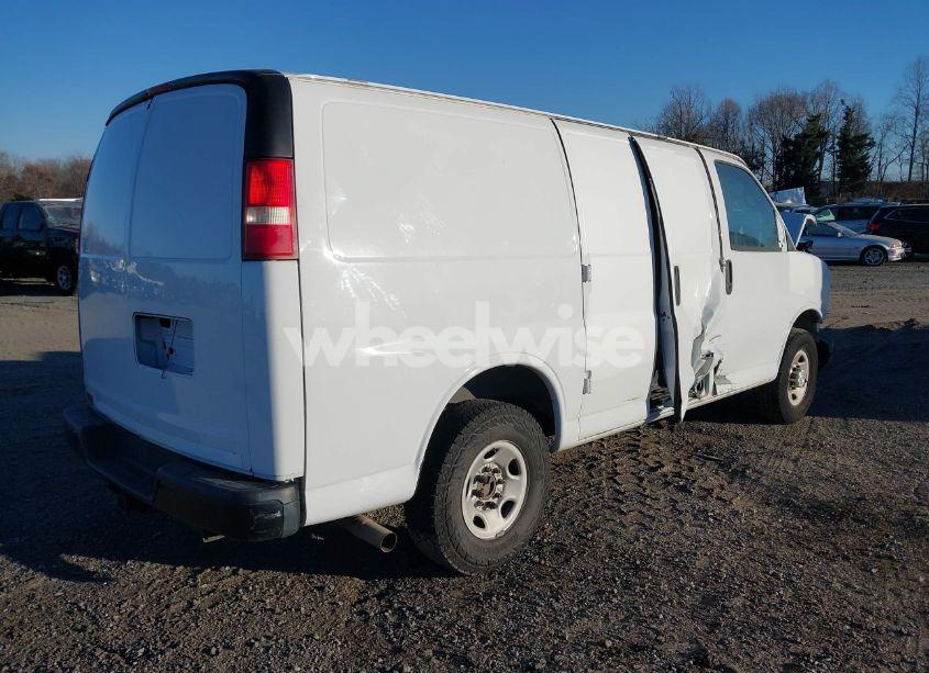 Photo 4 of 2015 Chevrolet Express 2500 WORK VAN (VIN 1GCWGFCF6F1159696)