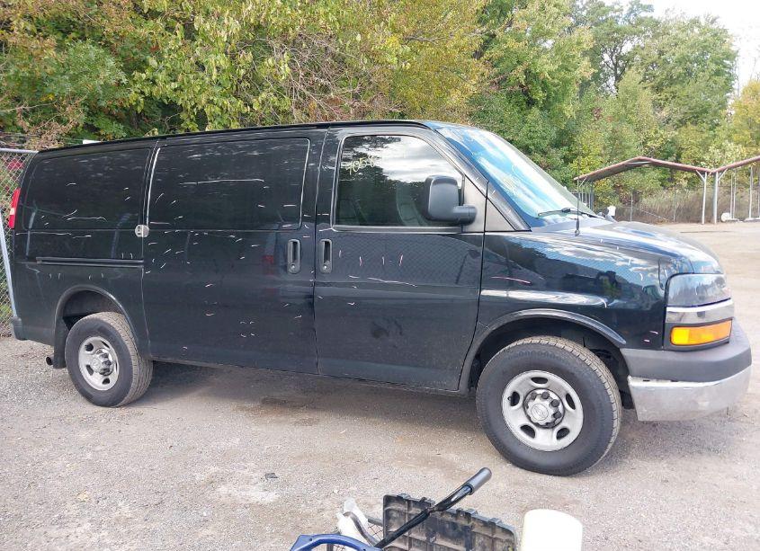 Photo 13 of 2015 Chevrolet Express 2500 WORK VAN (VIN 1GCWGFCF7F1186468)