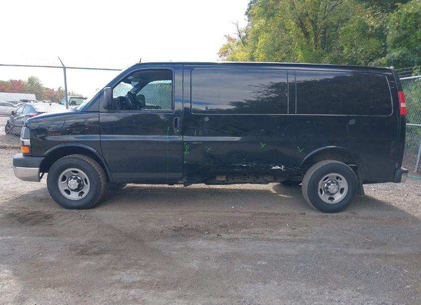 Photo 14 of 2015 Chevrolet Express 2500 WORK VAN (VIN 1GCWGFCF7F1186468)