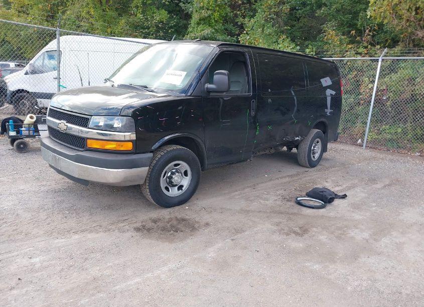 Photo 2 of 2015 Chevrolet Express 2500 WORK VAN (VIN 1GCWGFCF7F1186468)