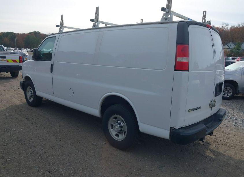 Photo 3 of 2015 Chevrolet Express 2500 WORK VAN (VIN 1GCWGFCF7F1280897)