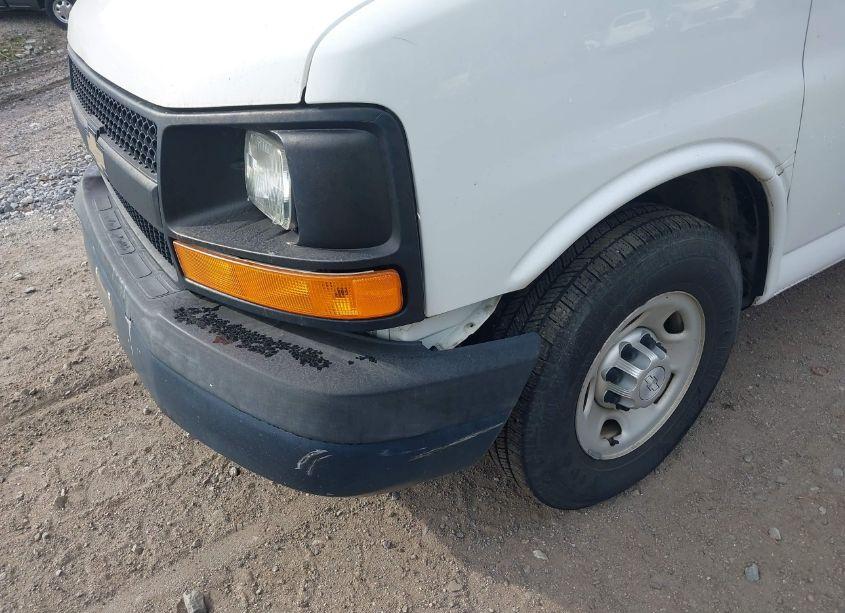 Photo 6 of 2015 Chevrolet Express 2500 WORK VAN (VIN 1GCWGFCF7F1280897)