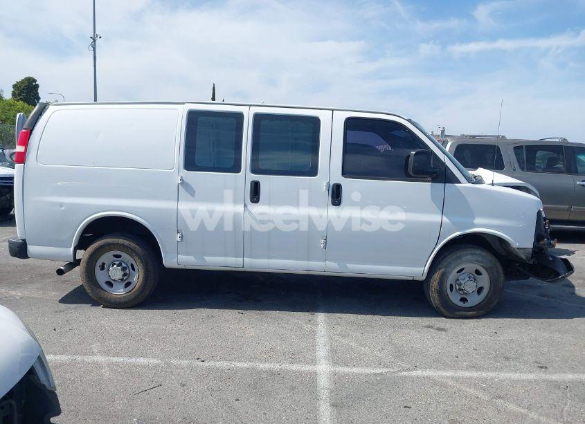 Photo 13 of 2015 Chevrolet Express 2500 WORK VAN (VIN 1GCWGFCF8F1173986)