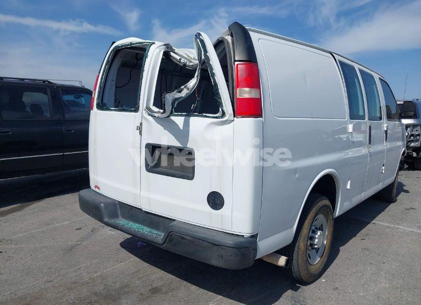 Photo 4 of 2015 Chevrolet Express 2500 WORK VAN (VIN 1GCWGFCF8F1173986)