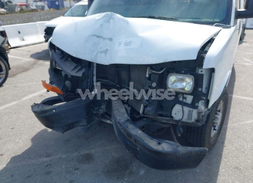 Photo 6 of 2015 Chevrolet Express 2500 WORK VAN (VIN 1GCWGFCF8F1173986)