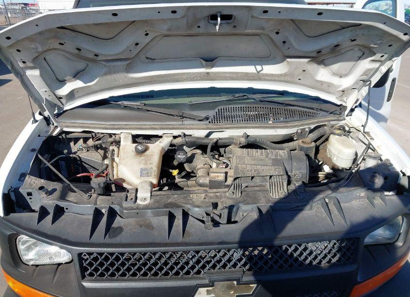 Photo 10 of 2015 Chevrolet Express 2500 WORK VAN (VIN 1GCWGFCF9F1185953)