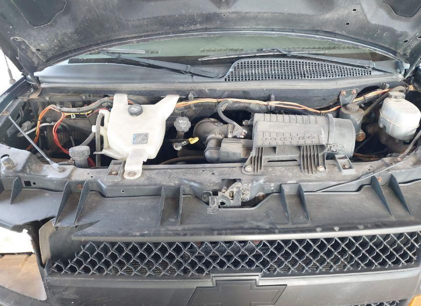 Photo 10 of 2011 Chevrolet Express 2500 WORK VAN (VIN 1GCWGFCG0B1106818)