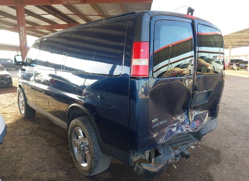 Photo 3 of 2011 Chevrolet Express 2500 WORK VAN (VIN 1GCWGFCG0B1106818)