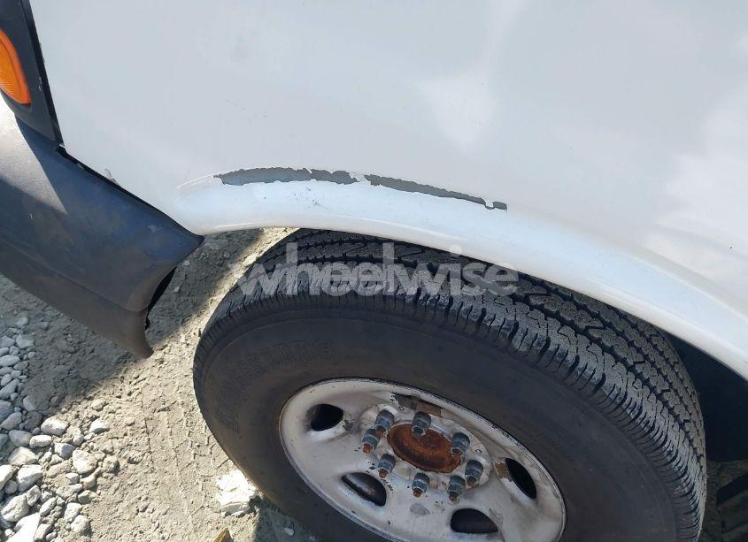 Photo 18 of 2011 Chevrolet Express 2500 WORK VAN (VIN 1GCWGFCG4B1150529)