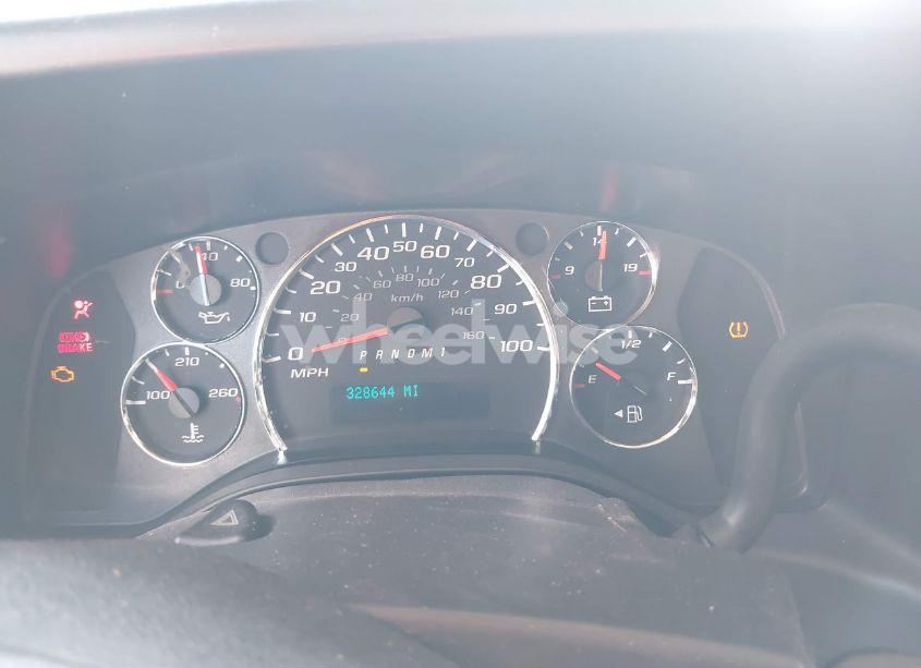 Photo 7 of 2011 Chevrolet Express 2500 WORK VAN (VIN 1GCWGFCG4B1150529)