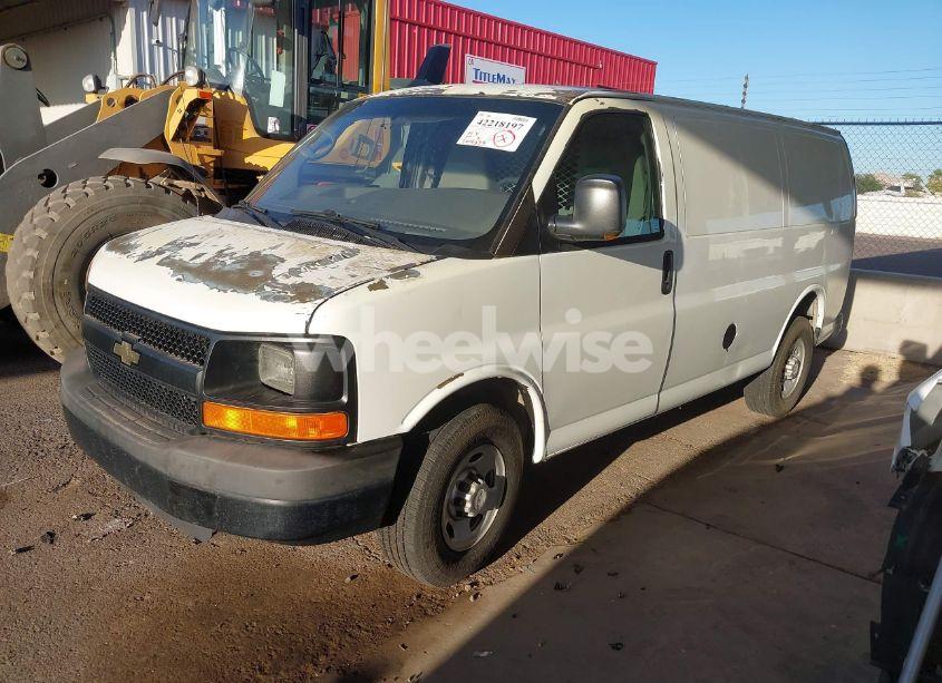 Photo 2 of 2011 Chevrolet Express 2500 WORK VAN (VIN 1GCWGFCG6B1120481)