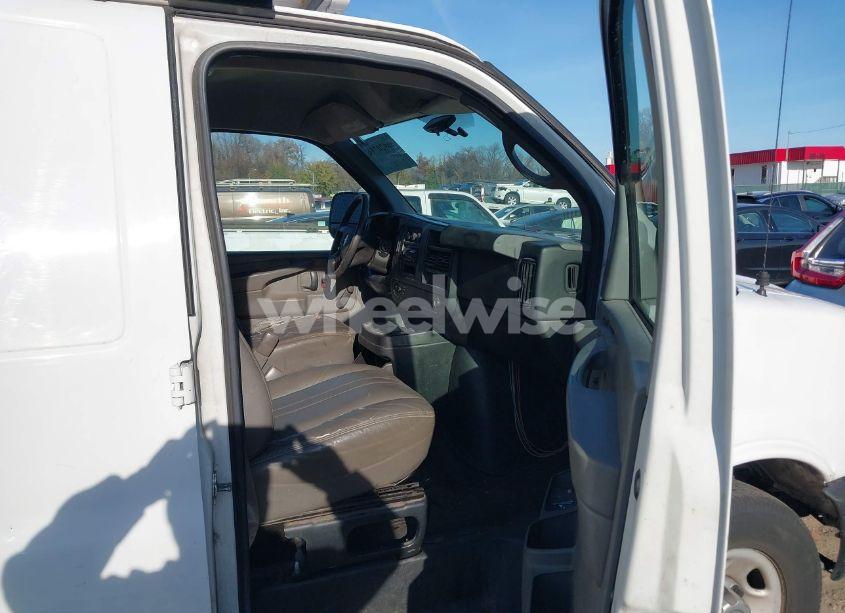 Photo 5 of 2012 Chevrolet Express 2500 WORK VAN (VIN 1GCWGFFA0C1134790)