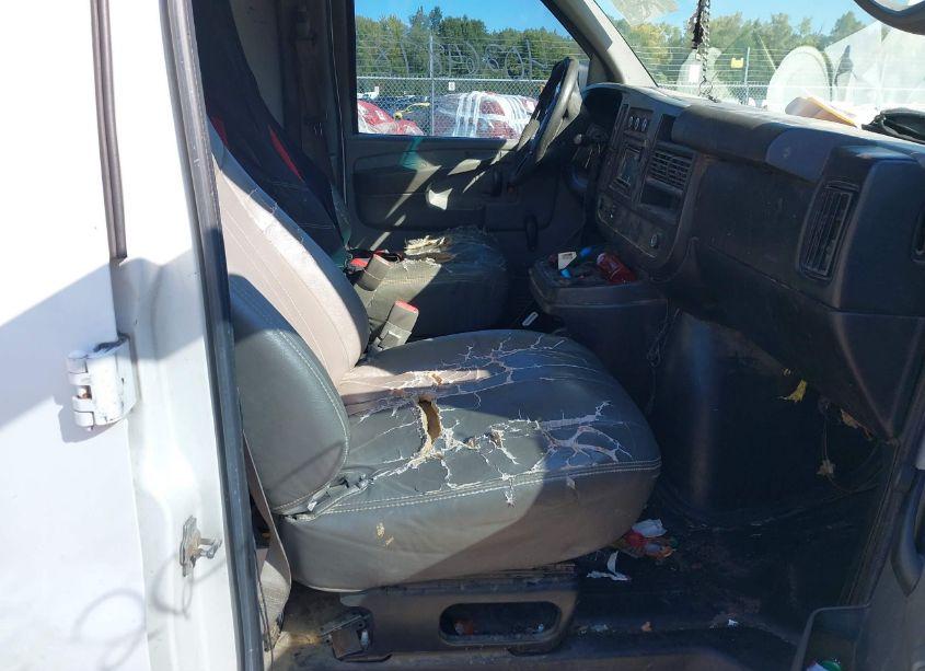 Photo 5 of 2012 Chevrolet Express 2500 WORK VAN (VIN 1GCWGFFA0C1141013)