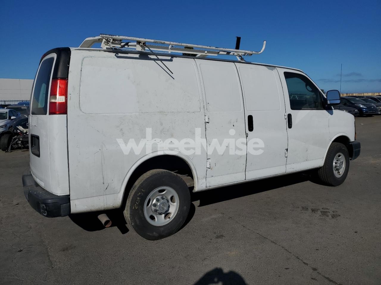 Photo 3 of 2012 CHEVROLET EXPRESS G2500 (VIN 1GCWGFFA2C1183084)