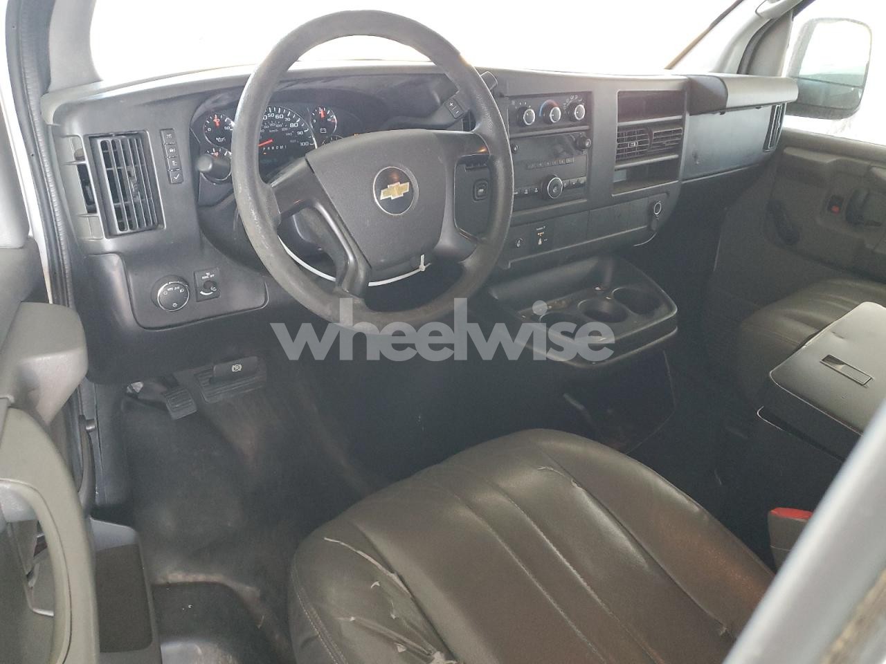 Photo 8 of 2012 CHEVROLET EXPRESS G2500 (VIN 1GCWGFFA2C1183084)