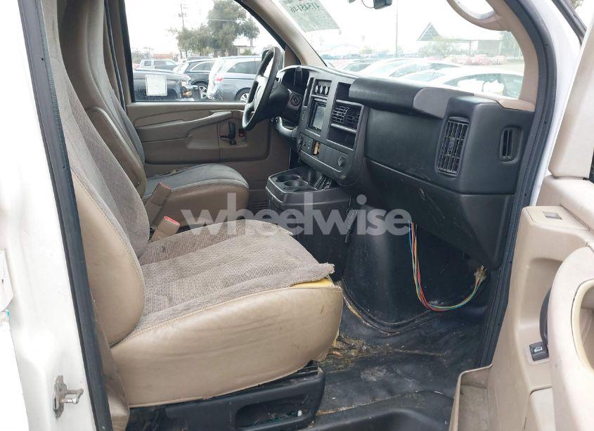 Photo 5 of 2014 Chevrolet Express 2500 WORK VAN (VIN 1GCWGFFA4E1182053)