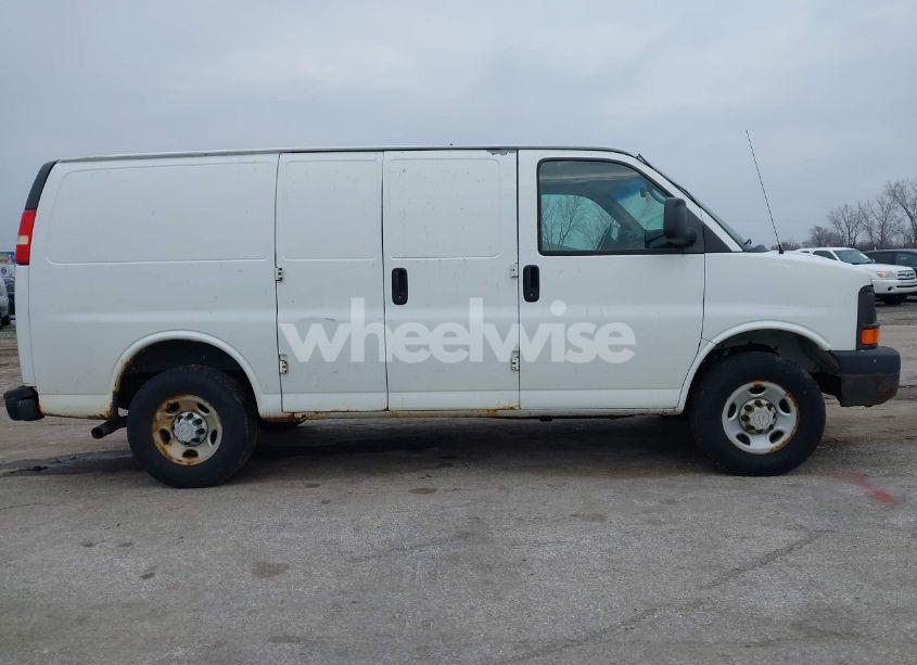 Photo 13 of 2011 Chevrolet Express 2500 WORK VAN (VIN 1GCWGFFA7B1108976)