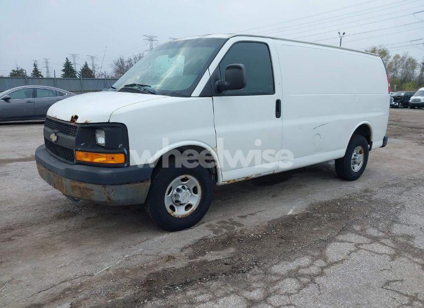 Photo 2 of 2011 Chevrolet Express 2500 WORK VAN (VIN 1GCWGFFA7B1108976)