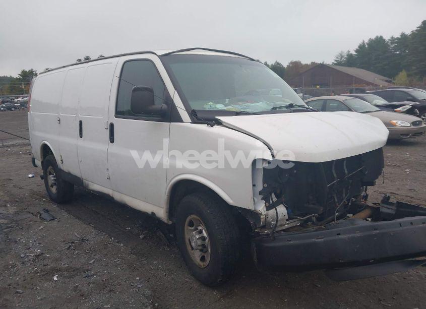 2011 Chevrolet Express 2500 WORK VAN (VIN 1GCWGFFA7B1137846) main photo