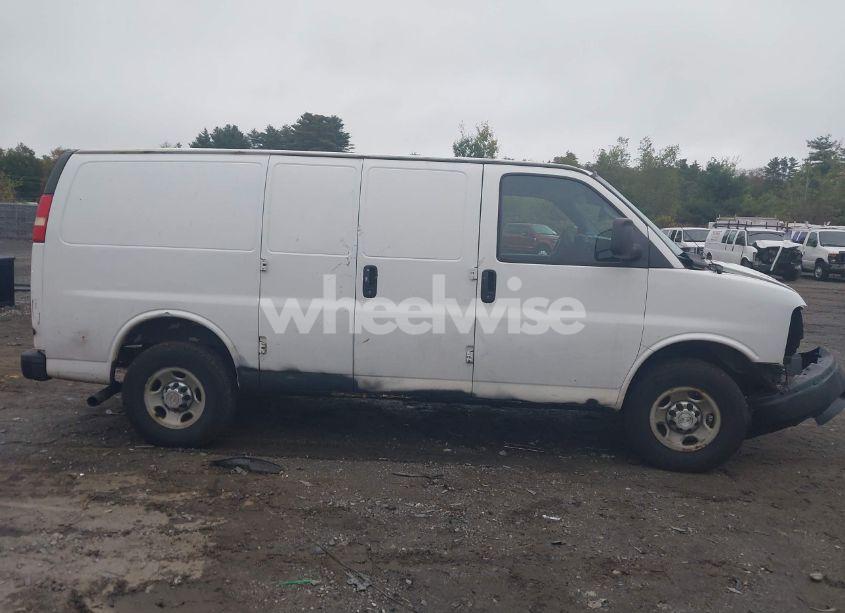 Photo 13 of 2011 Chevrolet Express 2500 WORK VAN (VIN 1GCWGFFA7B1137846)