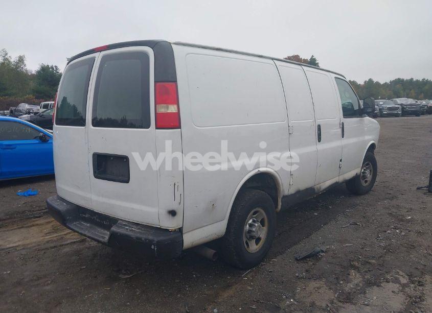 Photo 4 of 2011 Chevrolet Express 2500 WORK VAN (VIN 1GCWGFFA7B1137846)
