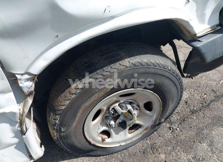 Photo 18 of 2014 Chevrolet Express 2500 WORK VAN (VIN 1GCWGFFA7E1137334)