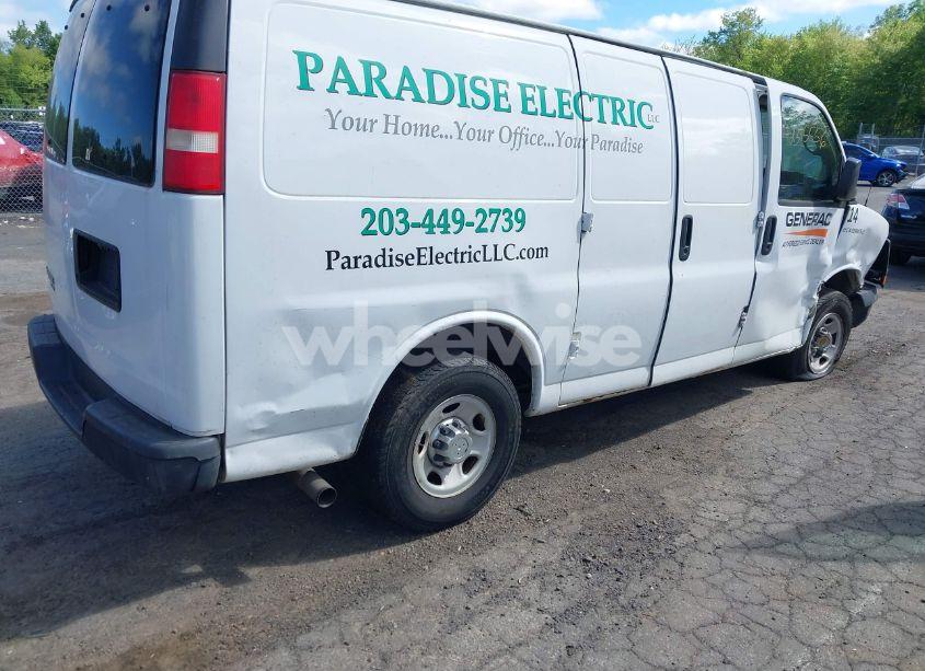 Photo 4 of 2014 Chevrolet Express 2500 WORK VAN (VIN 1GCWGFFA7E1137334)