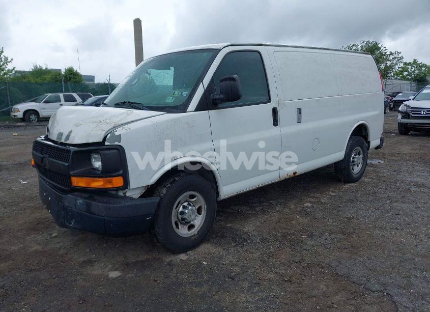 Photo 2 of 2012 Chevrolet Express 2500 WORK VAN (VIN 1GCWGFFA8C1108597)