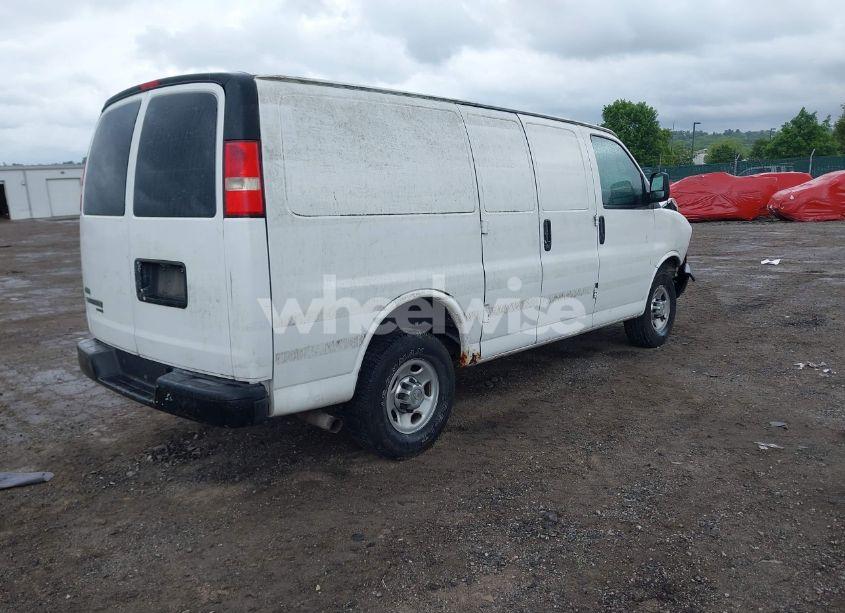 Photo 4 of 2012 Chevrolet Express 2500 WORK VAN (VIN 1GCWGFFA8C1108597)