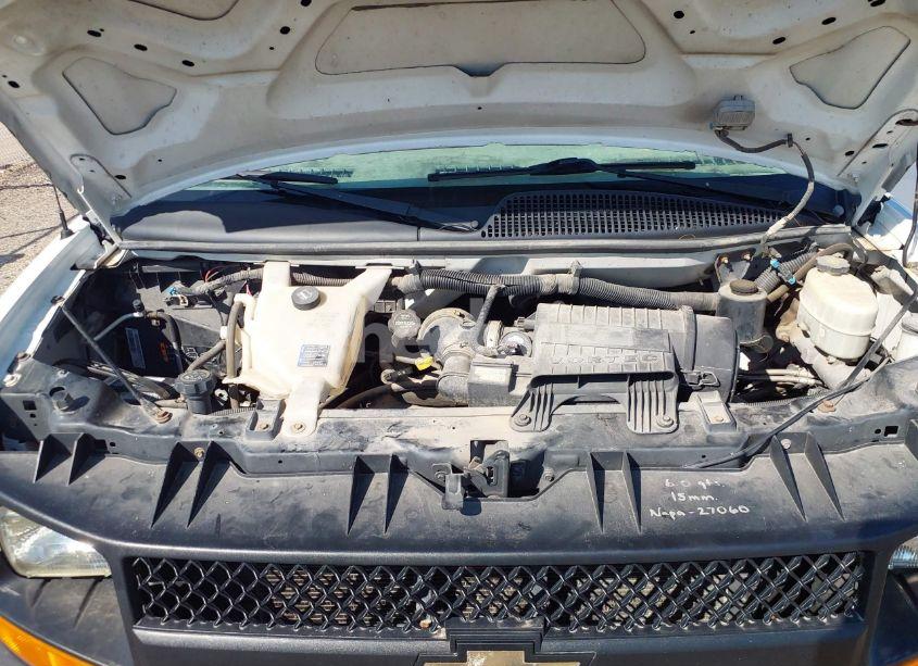 Photo 10 of 2015 Chevrolet Express 2500 WORK VAN (VIN 1GCWGFFF7F1108428)