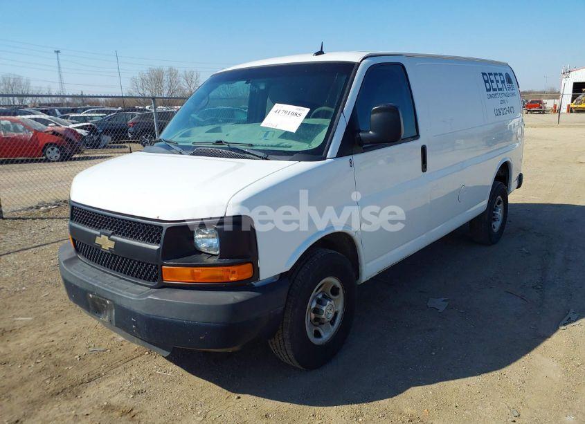 Photo 2 of 2015 Chevrolet Express 2500 WORK VAN (VIN 1GCWGFFF7F1108428)