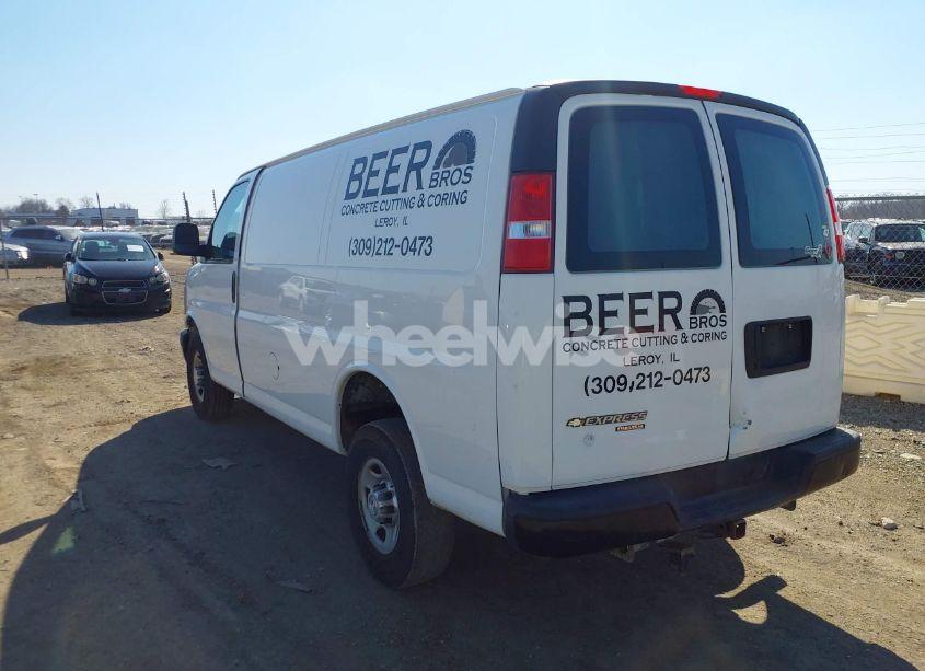 Photo 3 of 2015 Chevrolet Express 2500 WORK VAN (VIN 1GCWGFFF7F1108428)