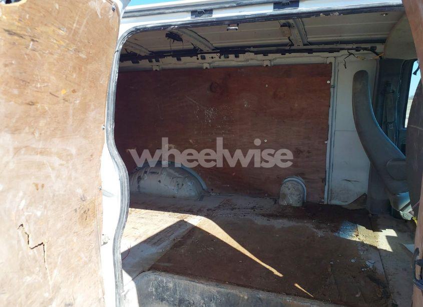 Photo 8 of 2015 Chevrolet Express 2500 WORK VAN (VIN 1GCWGFFF7F1108428)