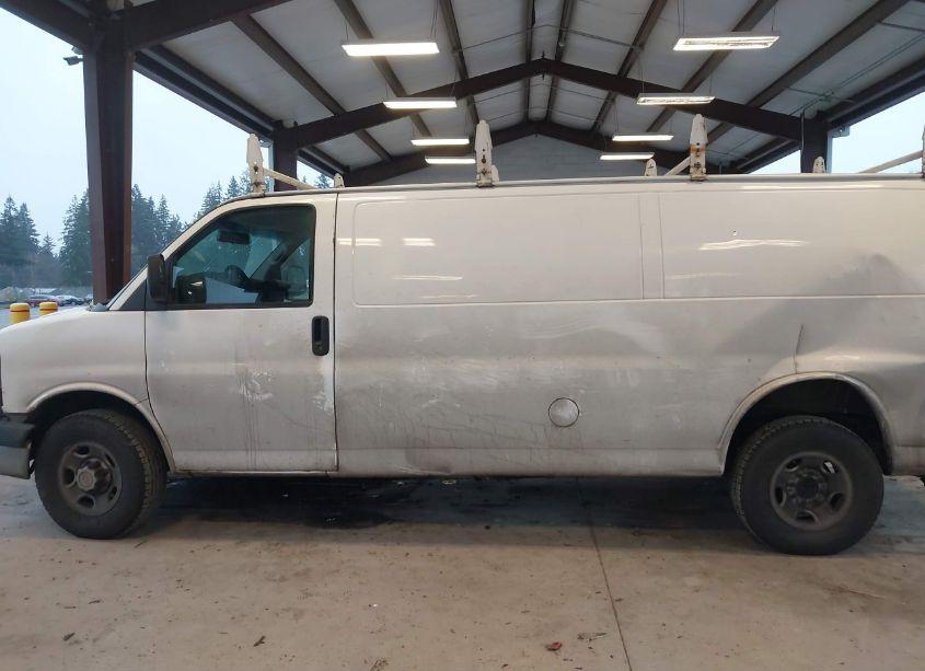 Photo 14 of 2014 Chevrolet Express 2500 WORK VAN (VIN 1GCWGGCAXE1114558)