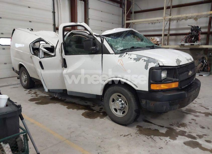 2012 Chevrolet Express 2500 WORK VAN (VIN 1GCWGGCG4C1121961) main photo