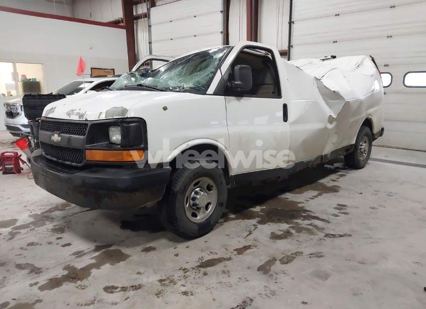 Photo 2 of 2012 Chevrolet Express 2500 WORK VAN (VIN 1GCWGGCG4C1121961)