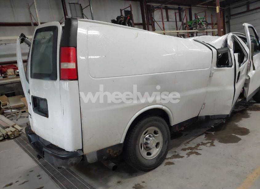 Photo 4 of 2012 Chevrolet Express 2500 WORK VAN (VIN 1GCWGGCG4C1121961)