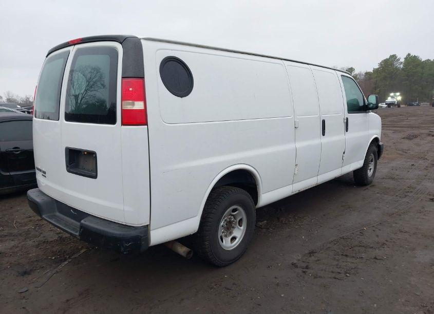 Photo 4 of 2014 Chevrolet Express 2500 WORK VAN (VIN 1GCWGGFA5E1137306)