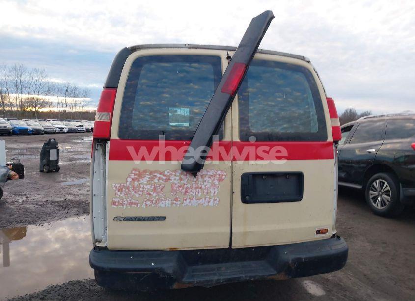 Photo 6 of 2015 Chevrolet Express 2500 WORK VAN (VIN 1GCWGGFF1F1108513)