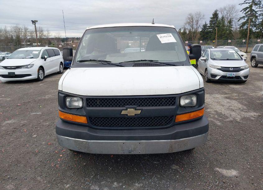 Photo 13 of 2015 Chevrolet Express 2500 WORK VAN (VIN 1GCWGGFF2F1110111)