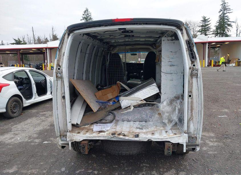 Photo 17 of 2015 Chevrolet Express 2500 WORK VAN (VIN 1GCWGGFF2F1110111)