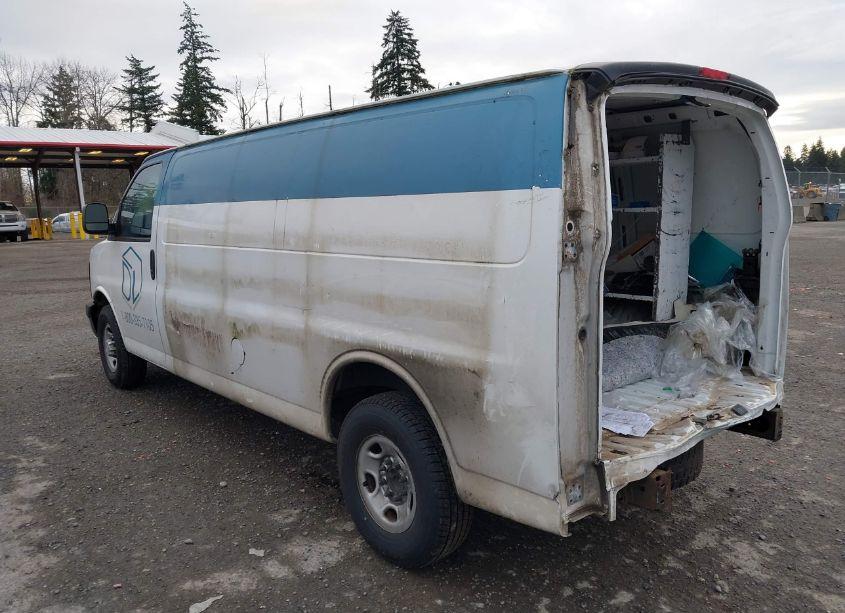 Photo 3 of 2015 Chevrolet Express 2500 WORK VAN (VIN 1GCWGGFF2F1110111)