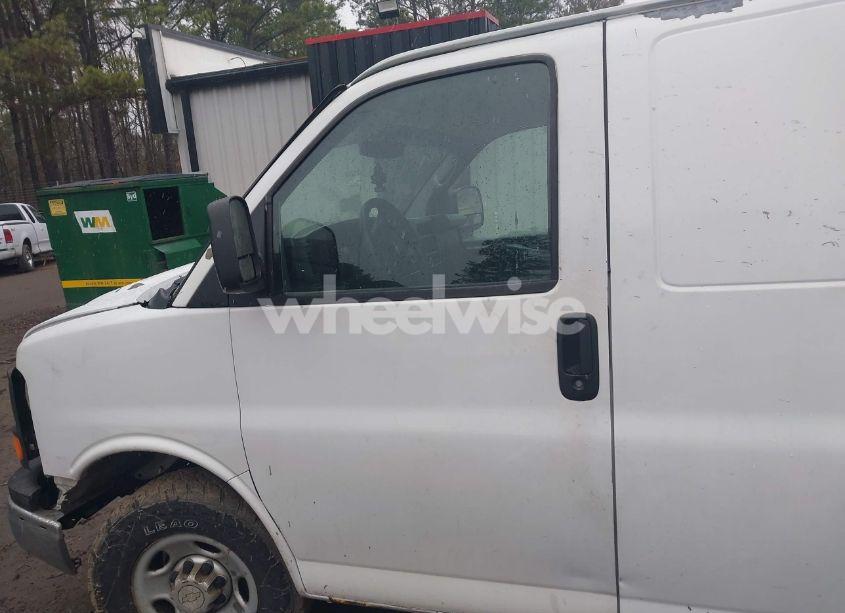 Photo 14 of 2010 Chevrolet Express 2500 WORK VAN (VIN 1GCZGFDA1A1145956)