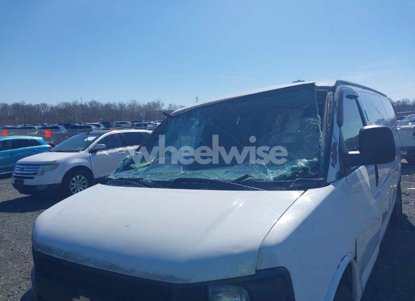 Photo 6 of 2010 Chevrolet Express 2500 WORK VAN (VIN 1GCZGGAA6A1100795)