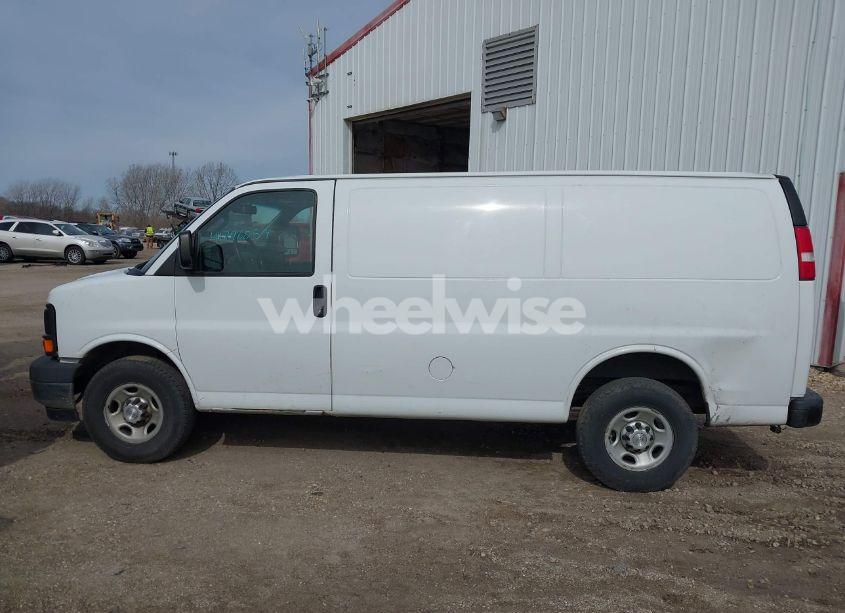 Photo 14 of 2017 Chevrolet Express 3500 WORK VAN (VIN 1GCZGGFF6H1119085)