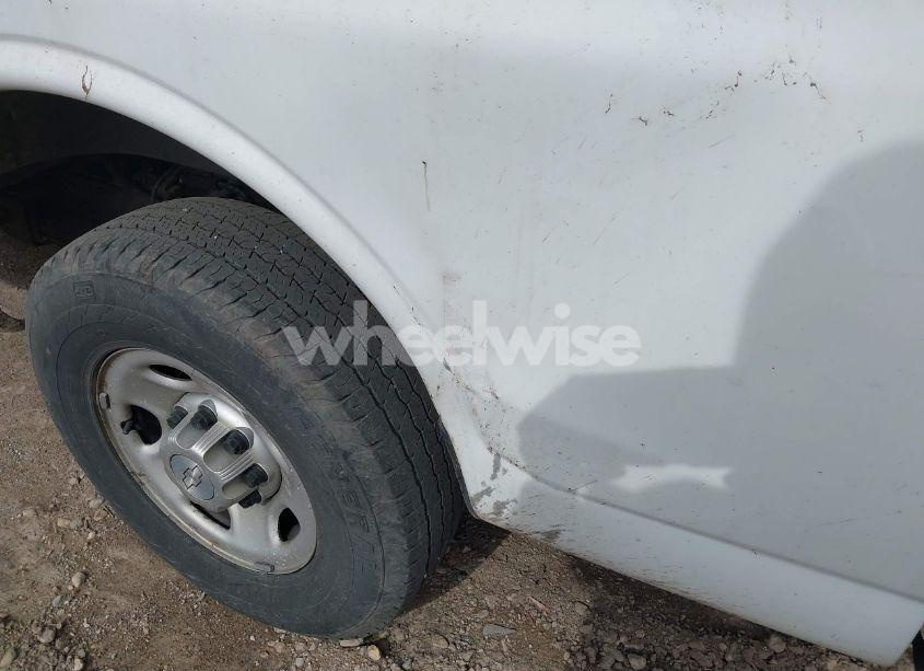 Photo 6 of 2017 Chevrolet Express 3500 WORK VAN (VIN 1GCZGGFF6H1119085)