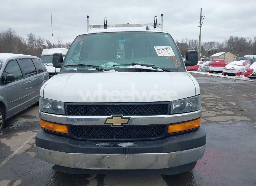 Photo 12 of 2020 Chevrolet Express CARGO RWD 3500 REGULAR WHEELBASE WT (VIN 1GCZGGFG0L1169336)