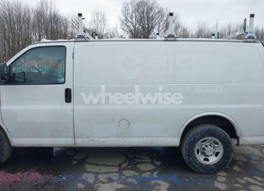 Photo 14 of 2020 Chevrolet Express CARGO RWD 3500 REGULAR WHEELBASE WT (VIN 1GCZGGFG0L1169336)